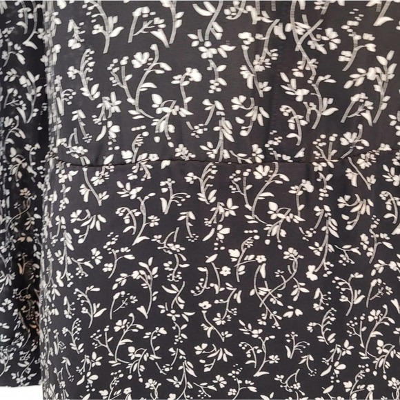 Joie black and white floral dress size XS - Picture 4 of 8